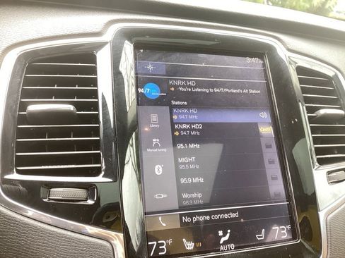 Used 2016 Volvo XC90 T6 Momentum w/ Momentum Plus Package image 14