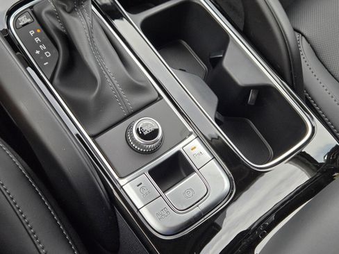 New 2025 Kia Telluride S image 32