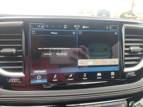 New 2026 Chrysler Pacifica Select FWD image 4