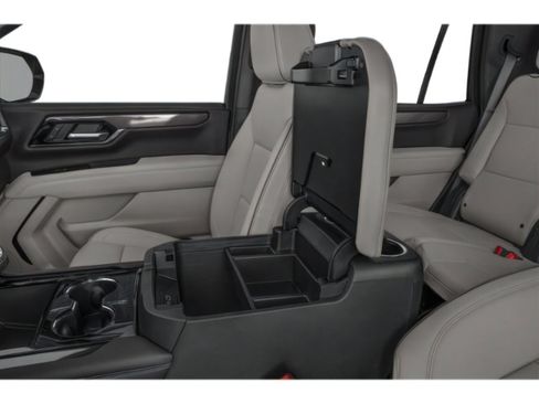 Used 2025 GMC Yukon AT4 Ultimate w/ LPO, Illumination Package image 16