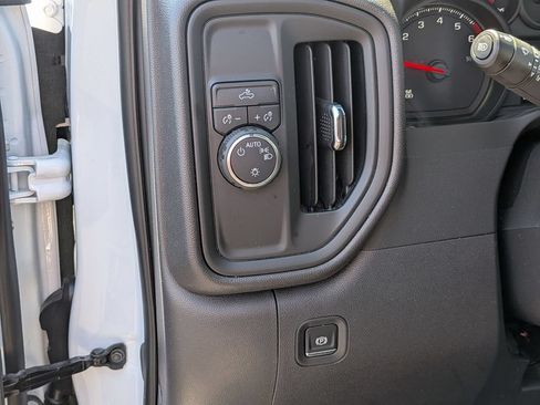 Used 2025 Chevrolet Silverado 1500 W/T RWD image 13
