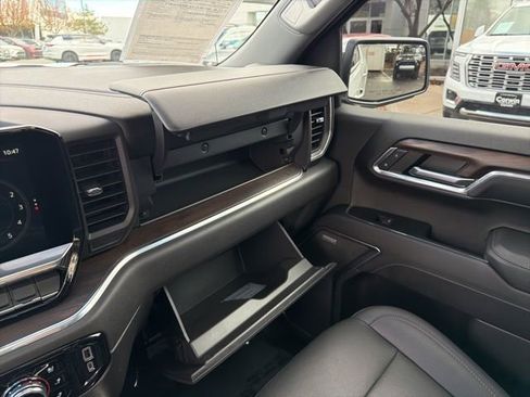 Used 2023 GMC Sierra 1500 SLT w/ SLT Premium Package image 19