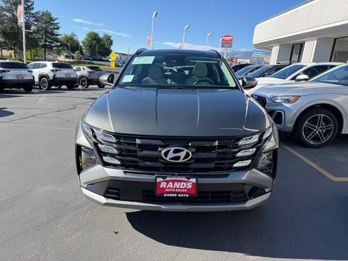 Used 2025 Hyundai Tucson SEL AWD/4WD image 12