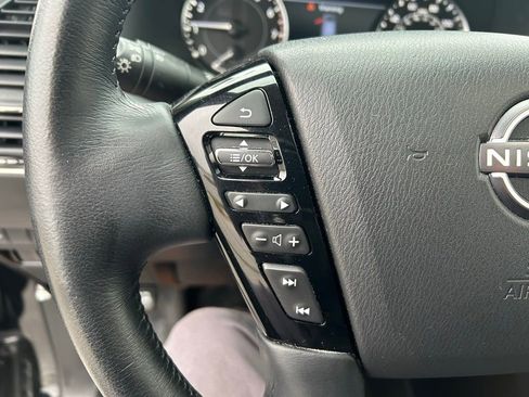 Used 2024 Nissan Armada SL w/ Captain's Chairs Package AWD/4WD image 15