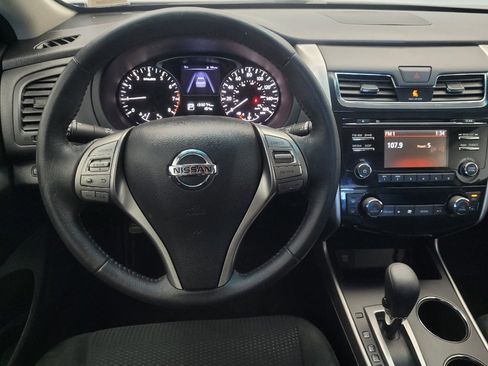 Used 2015 Nissan Altima 2.5 SV image 22