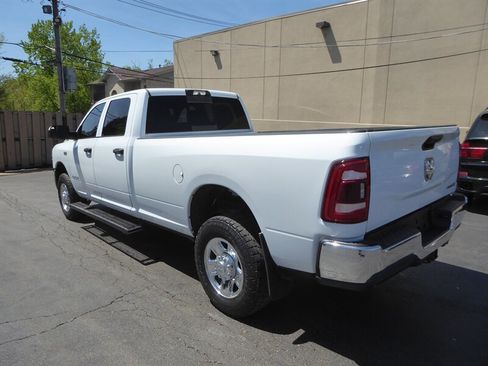 Used 2022 RAM 2500 Tradesman w/ Safety Group AWD/4WD image 5