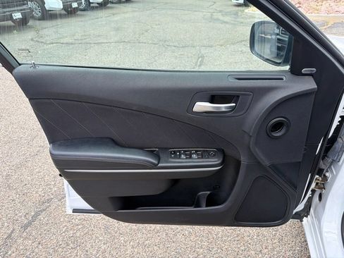 Used 2023 Dodge Charger SXT RWD image 9