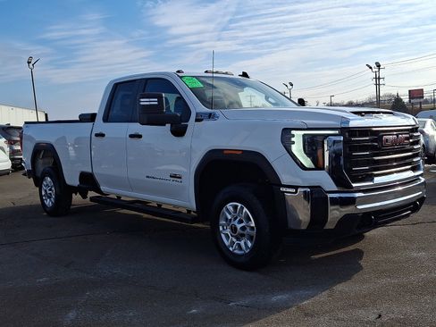 Used 2024 GMC Sierra 2500 Pro image 3