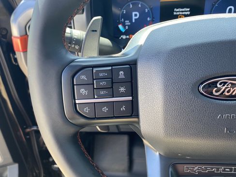 Used 2025 Ford F150 Raptor AWD/4WD image 21