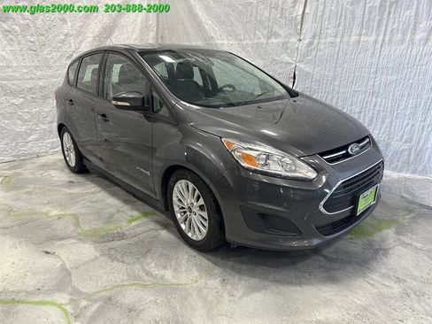 Used 2017 Ford C-MAX SE image 2
