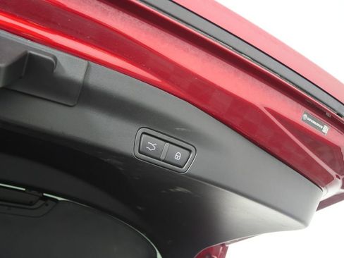 Used 2018 Alfa Romeo Stelvio Ti w/ Convenience Package image 16