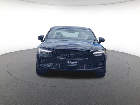 Used 2024 Volvo S60 B5 Plus w/ Climate Package FWD image 2