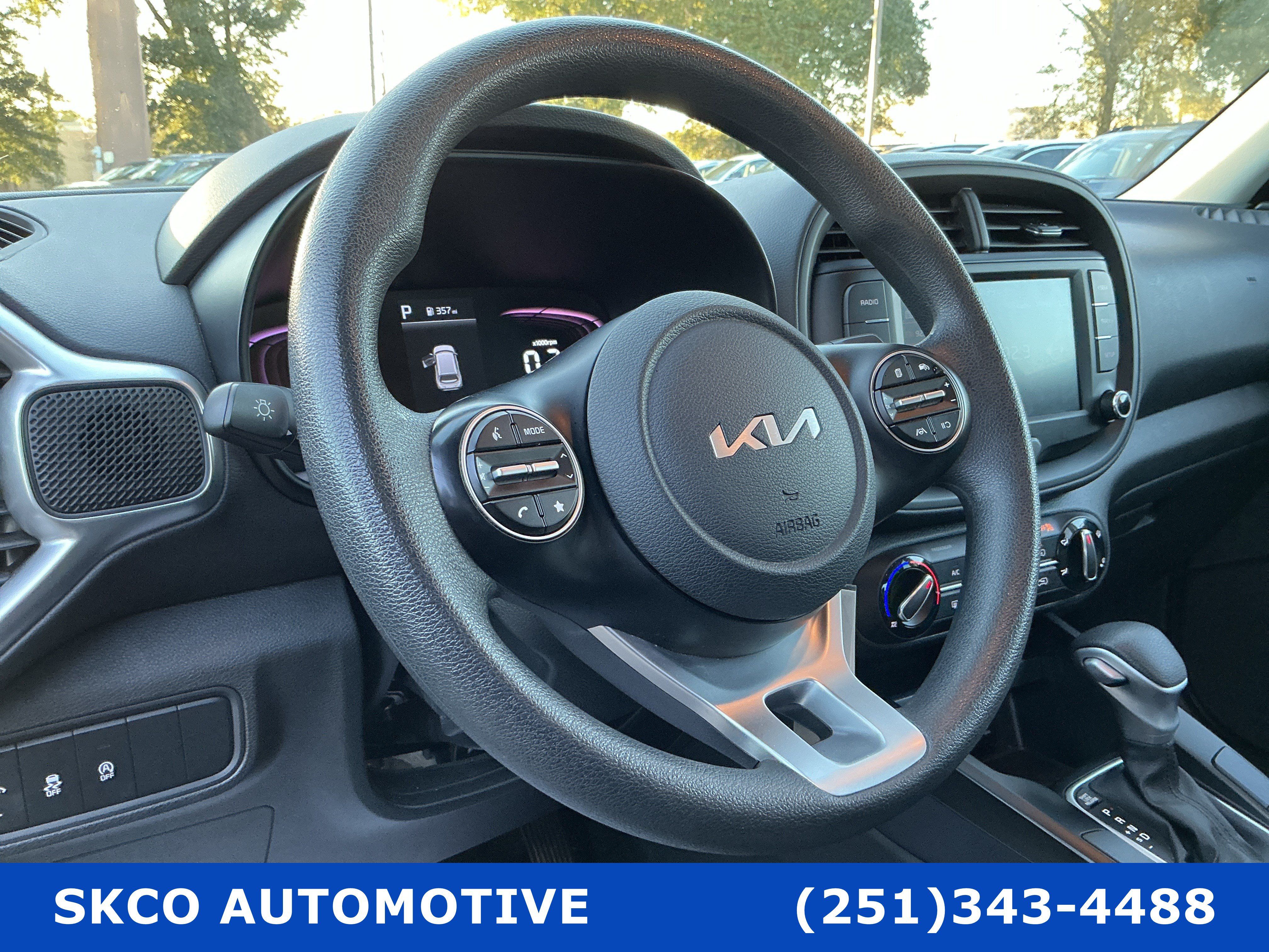 Used 2024 Kia Soul LX w/ Option Group 015 FWD image 19