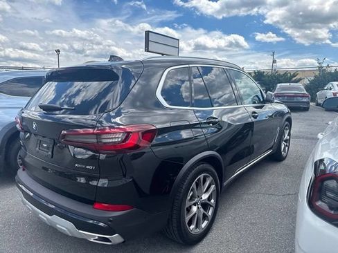 Used 2023 BMW X5 xDrive40i w/ Premium Package AWD/4WD image 5