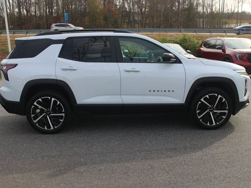 New 2026 Chevrolet Equinox RS w/ Convenience Package III image 8