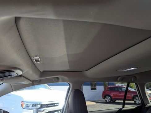 Used 2025 Subaru Outback Onyx Edition image 27