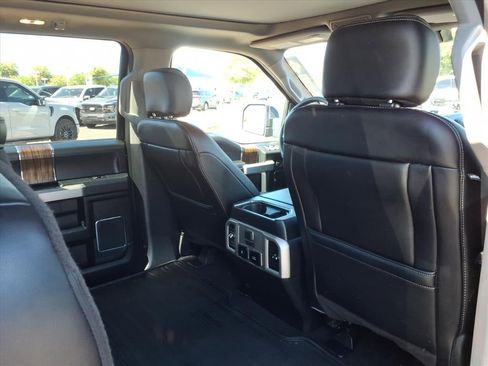 Used 2019 Ford F150 Lariat w/ Equipment Group 502A Luxury image 13