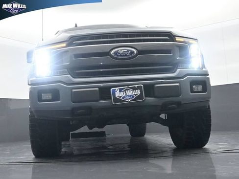 Used 2019 Ford F150 XLT w/ Equipment Group 302A Luxury AWD/4WD image 18