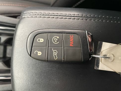 Used 2024 Jeep Compass Limited w/ Elite Group AWD/4WD image 23
