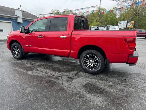 Used 2021 Nissan Titan SV w/ SV Convenience Package AWD/4WD image 6