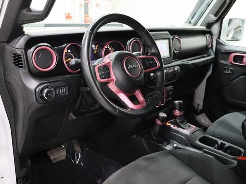 Used 2018 Jeep Wrangler Unlimited Sport S image 23