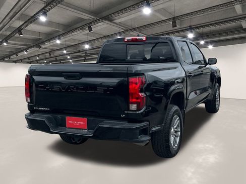 Used 2024 Chevrolet Colorado LT w/ LT Convenience Package image 16