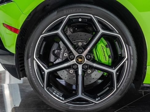 Used 2020 Lamborghini Huracan EVO AWD/4WD image 91