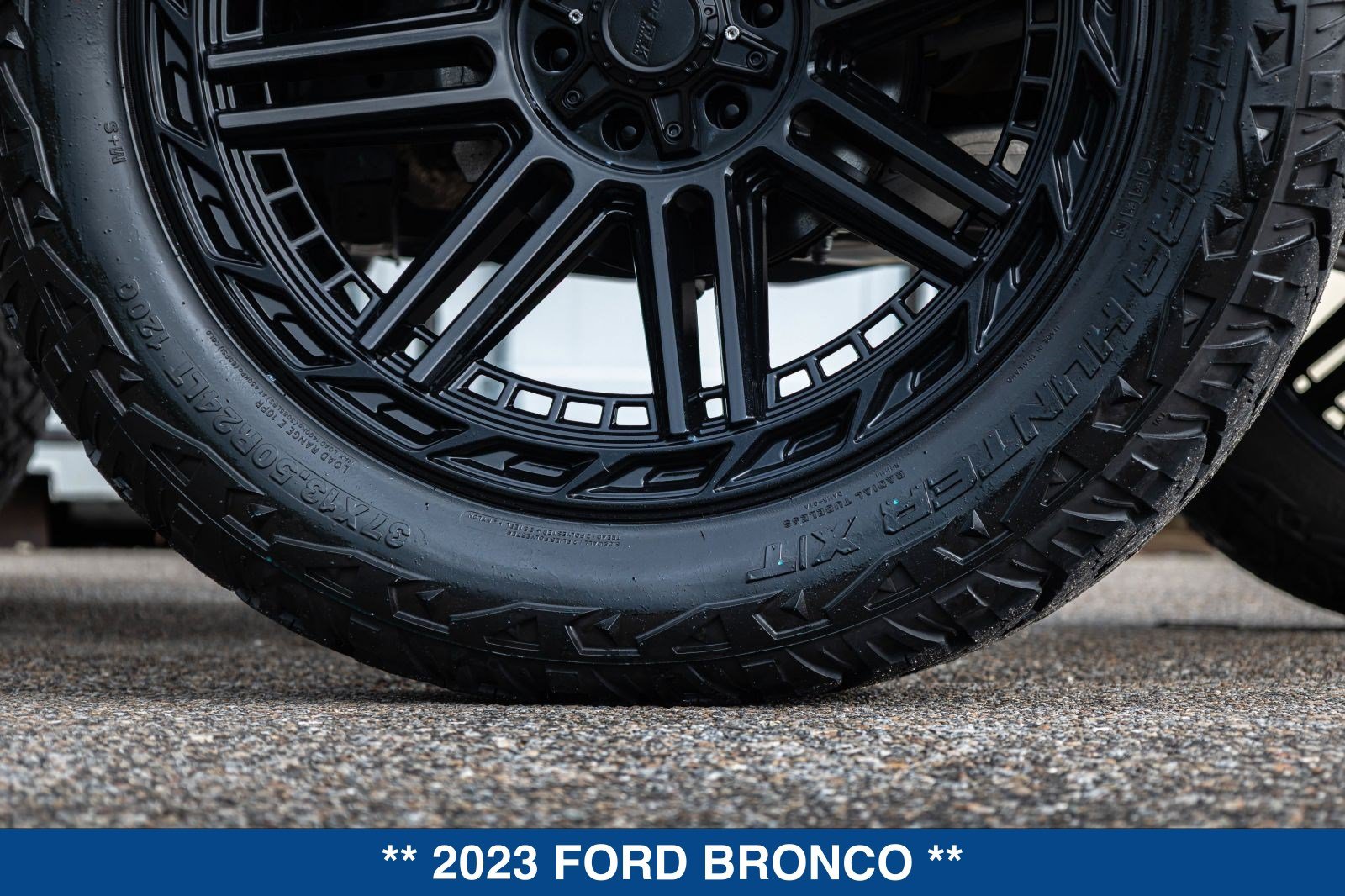 Used 2023 Ford Bronco Badlands AWD/4WD image 24