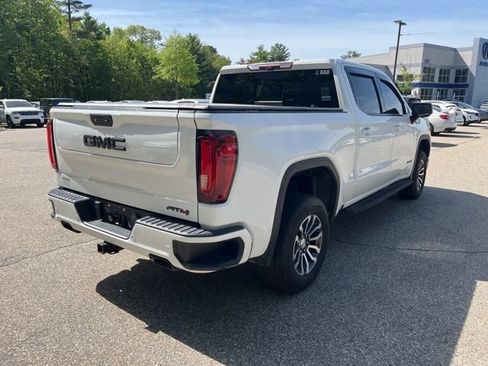 Used 2021 GMC Sierra 1500 AT4 w/ AT4 Premium Package AWD/4WD image 4