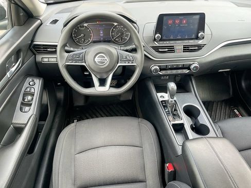 Used 2022 Nissan Altima 2.5 SV FWD image 20