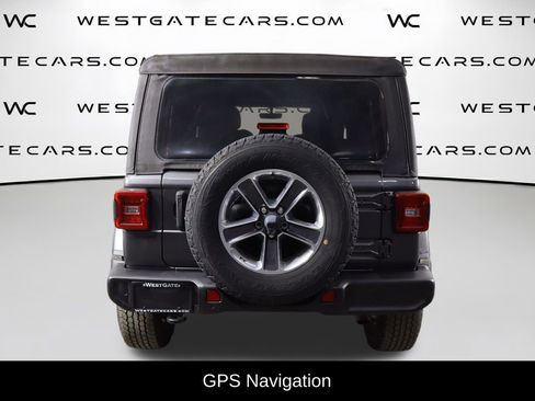 Used 2021 Jeep Wrangler Unlimited Sahara AWD/4WD image 4