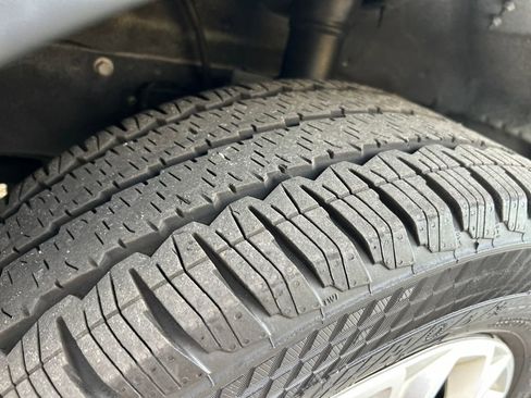 Used 2024 Ford Transit 250 Low Roof w/ Exterior Upgrade Package image 25