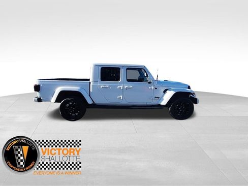 Certified 2023 Jeep Gladiator Overland image 22