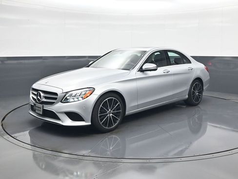 Used 2020 Mercedes-Benz C 300 Sedan w/ Premium Package image 3