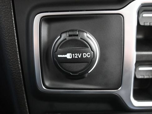 Used 2026 Jeep Wrangler Unlimited Sahara w/ Safety Group AWD/4WD image 24