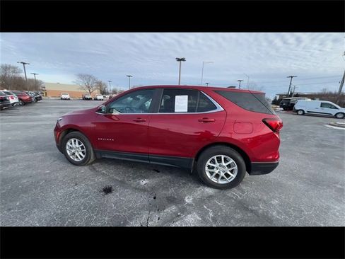 Used 2023 Chevrolet Equinox LT image 5