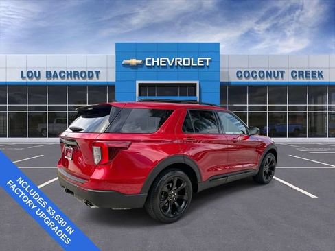 Used 2023 Ford Explorer ST-Line w/ Class IV Trailer Tow Package RWD image 8