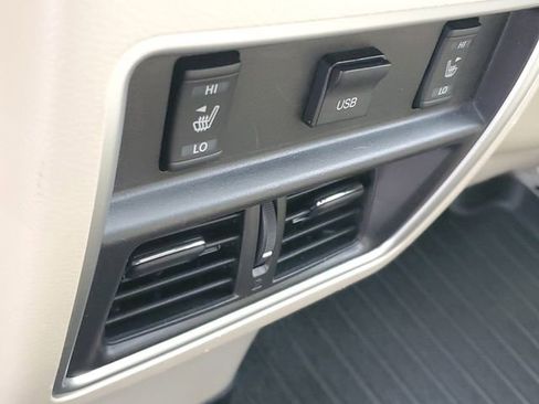 Used 2018 Nissan Murano SL image 12