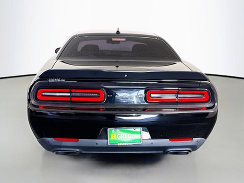 Used 2023 Dodge Challenger R/T w/ Plus Package image 8