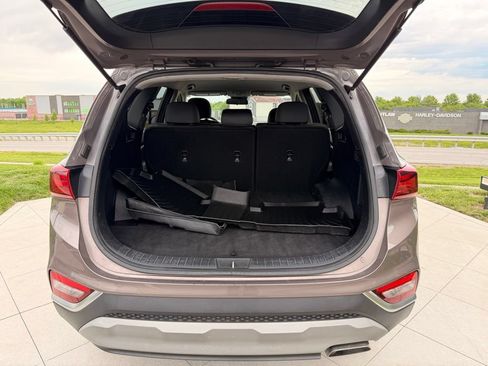 Used 2019 Hyundai Santa Fe SE AWD/4WD image 25