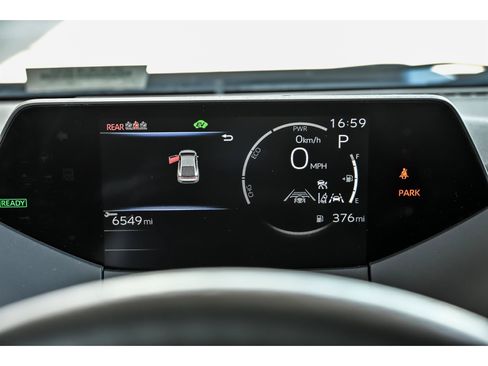 Used 2024 Toyota Prius XLE AWD/4WD image 14