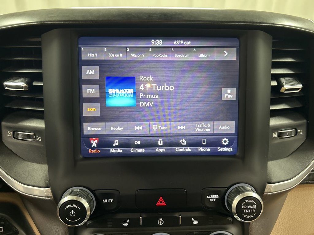 Used 2019 RAM 1500 Big Horn AWD/4WD image 14