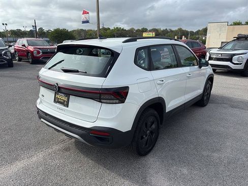 Certified 2025 Volkswagen Taos S FWD image 6