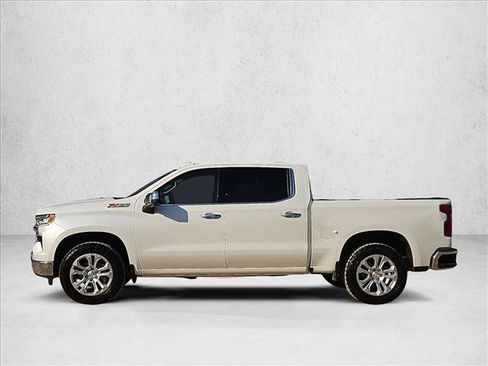 Used 2024 Chevrolet Silverado 1500 LTZ AWD/4WD image 9