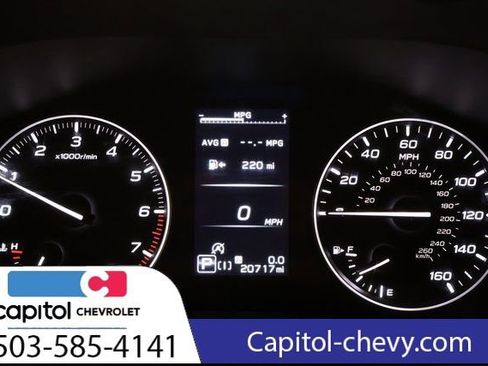 Used 2025 Subaru Forester Limited AWD/4WD image 17