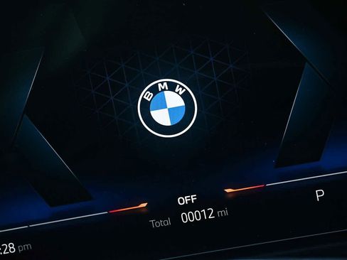 Used 2026 BMW 330i Sedan w/ M Sport Package RWD image 15
