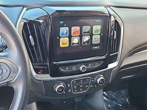 Used 2018 Chevrolet Traverse LT w/ LPO, Cargo Package FWD image 15