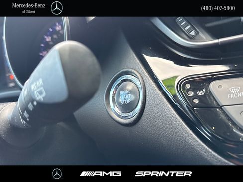 Used 2022 Toyota C-HR Limited image 26