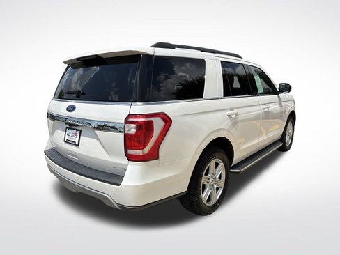 Used 2019 Ford Expedition XLT w/ Equipment Group 202A RWD image 8