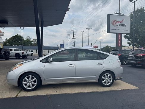 Used 2008 Toyota Prius Touring FWD image 1